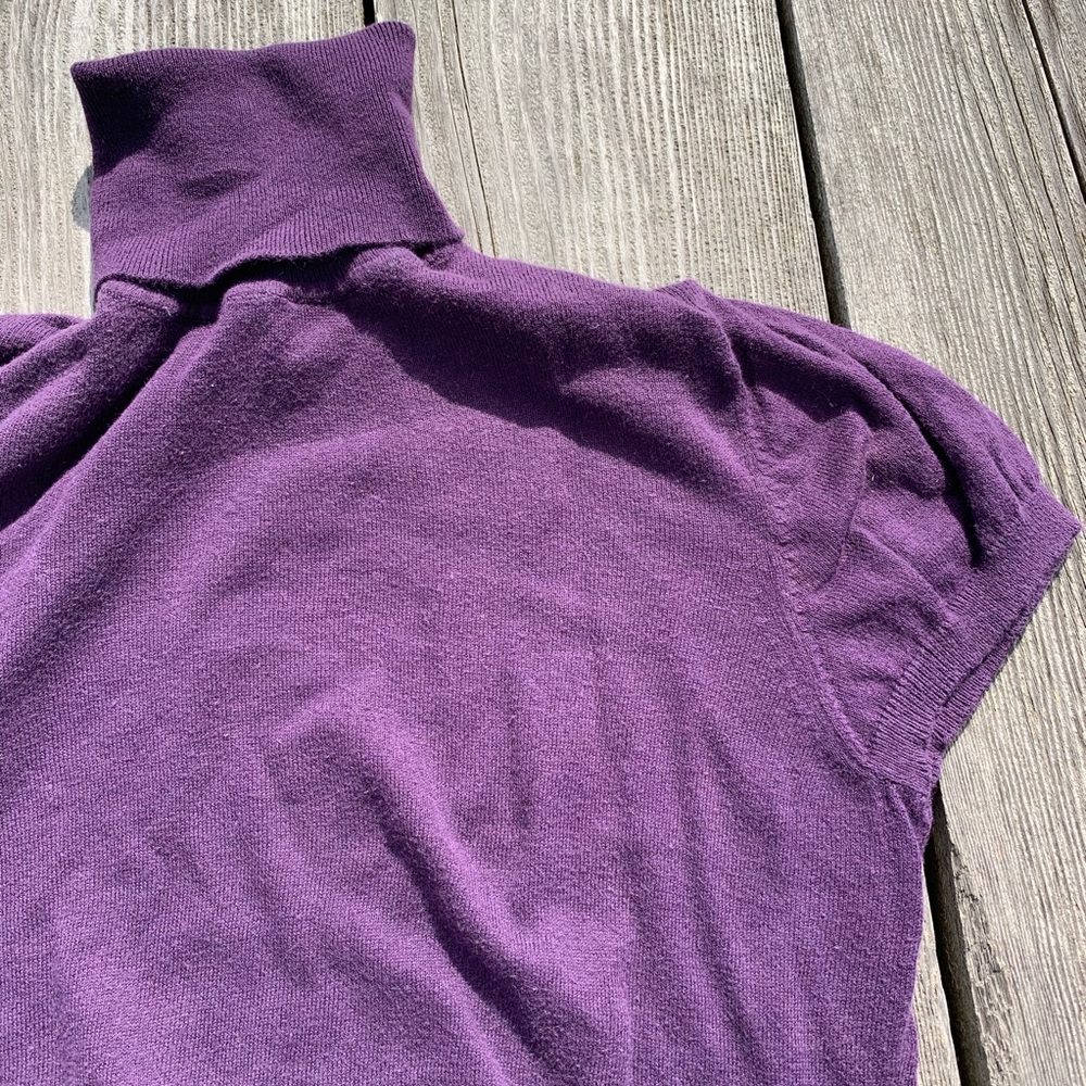 Gap turtleneck sweater tee